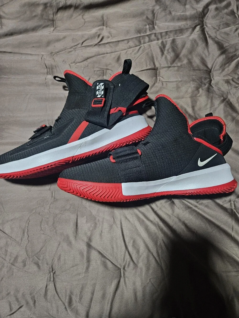 Nike LeBron Soldier 13 XIII SFG Black University